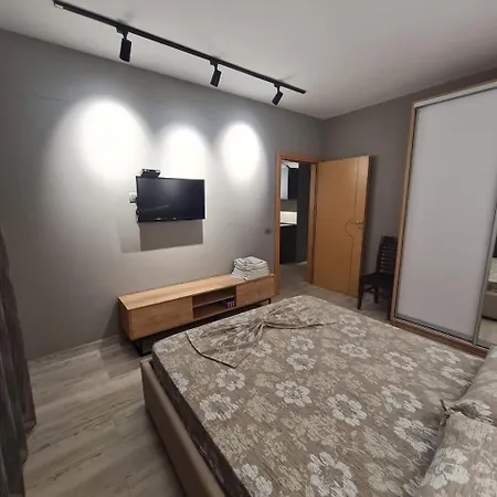 I&s 4 Appartement Golem (Tirana)